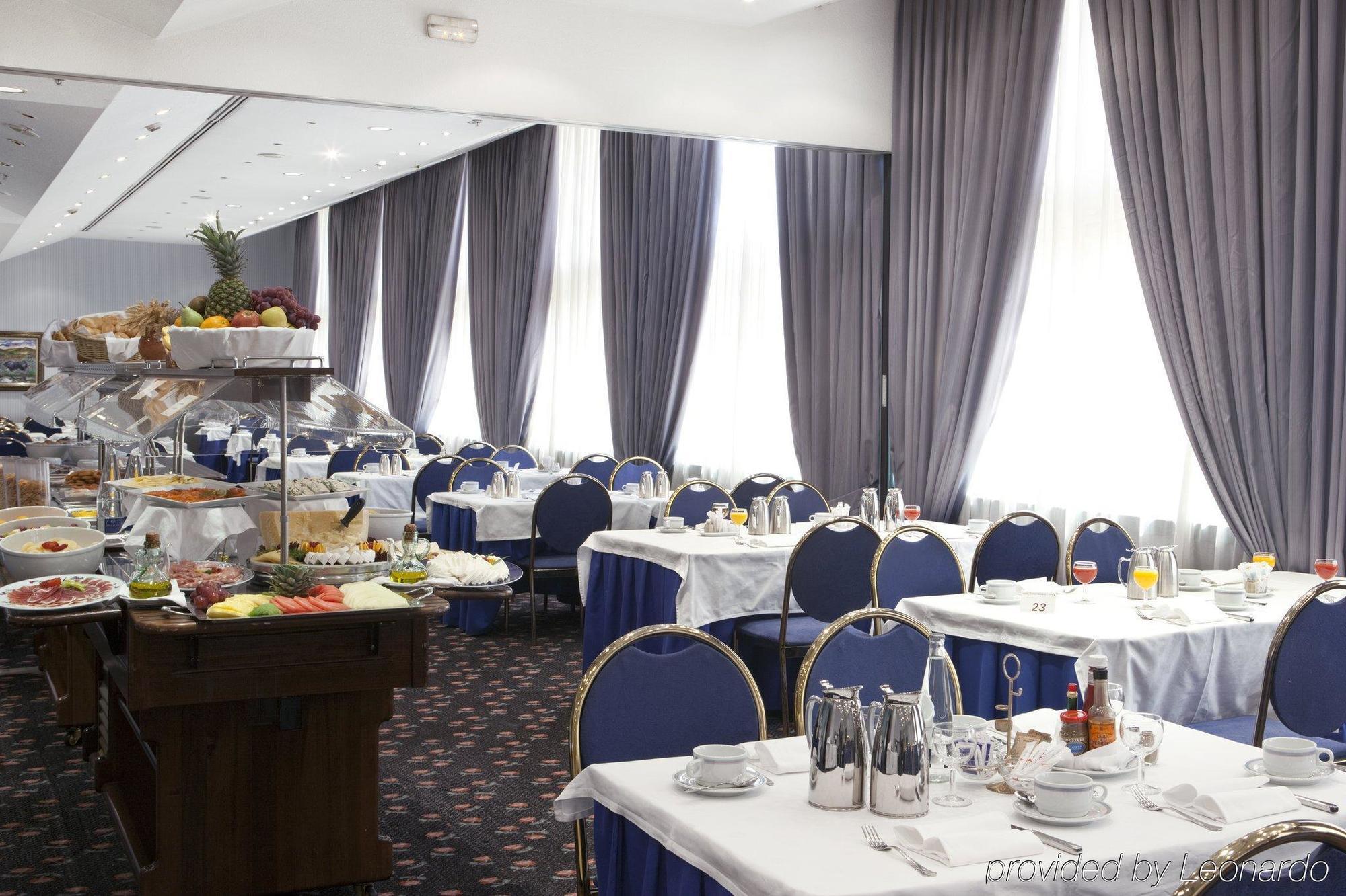 Husa Moncloa Hotel Madrid Restaurant photo