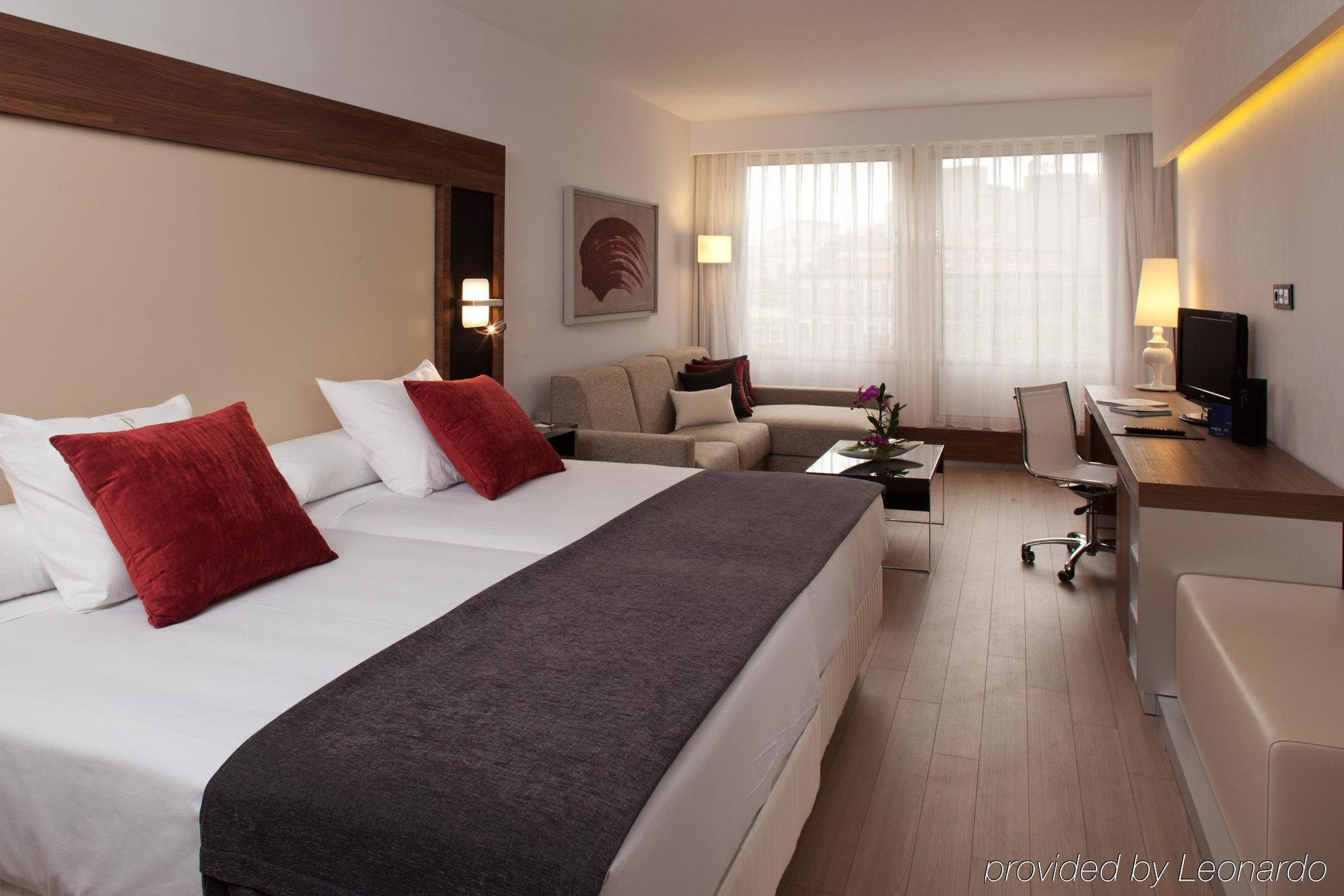 Husa Moncloa Madrid Room photo