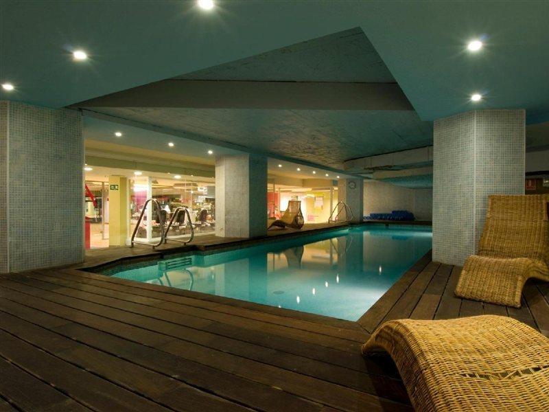 Husa Moncloa Madrid Exterior photo