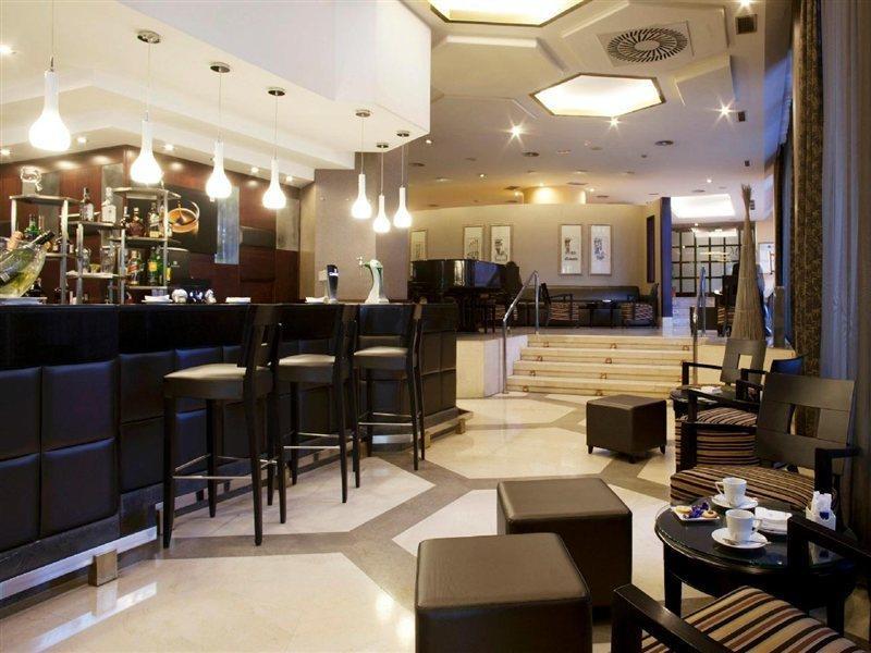 Husa Moncloa Madrid Exterior photo