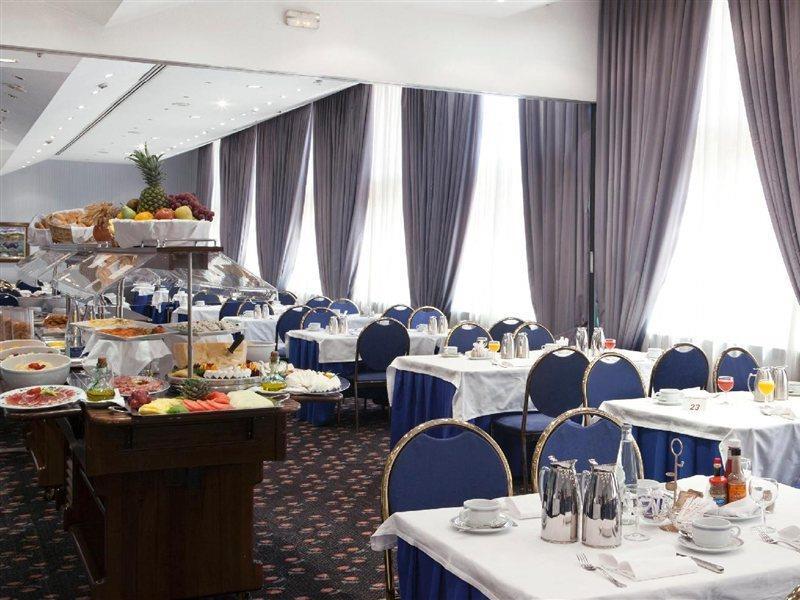 Husa Moncloa Madrid Exterior photo