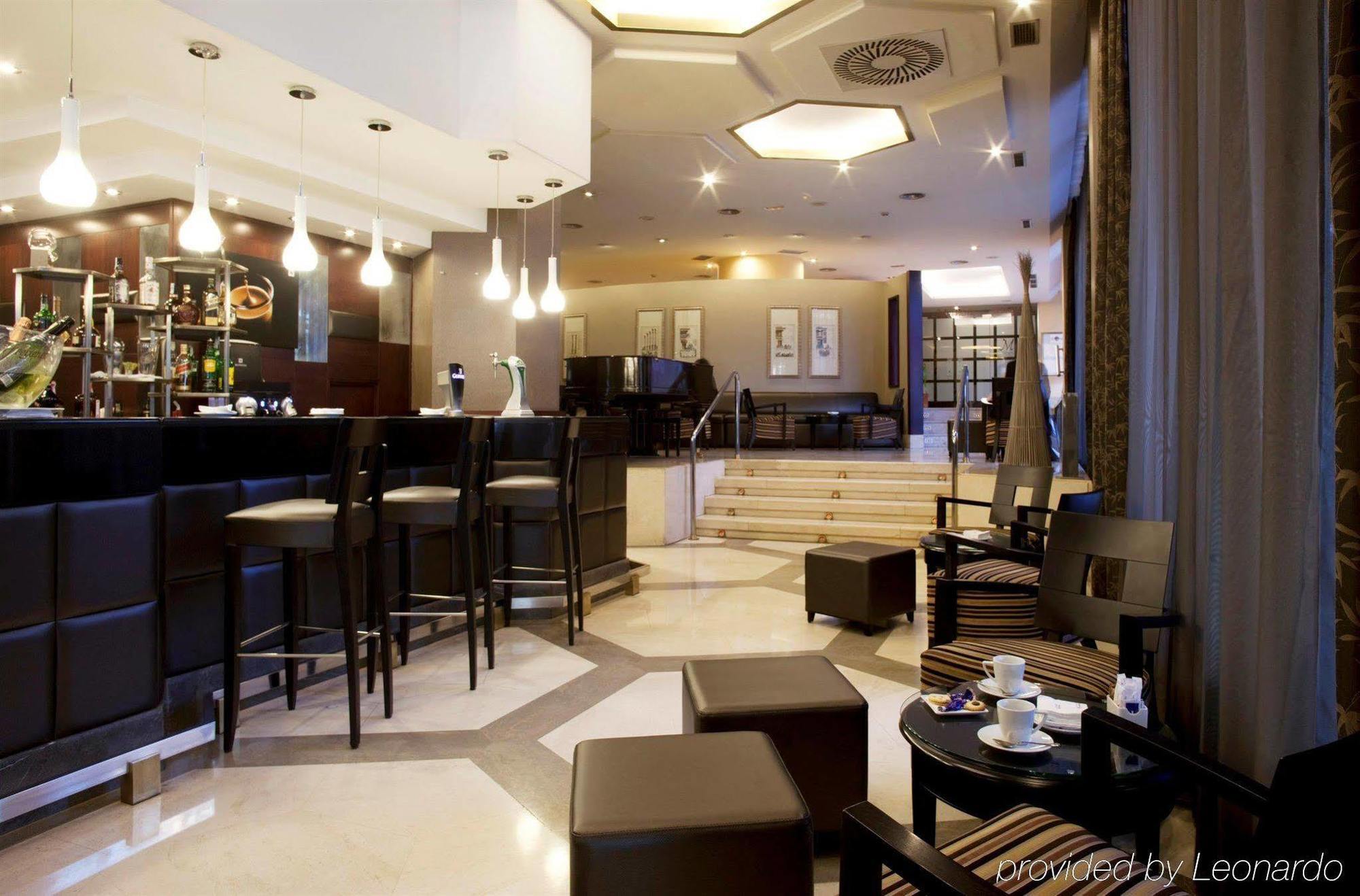 Husa Moncloa Madrid Restaurant photo